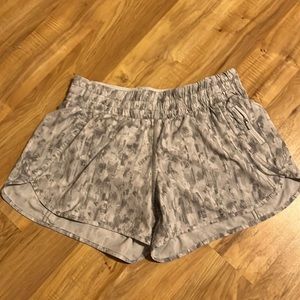 Lululemon Shorts size 12